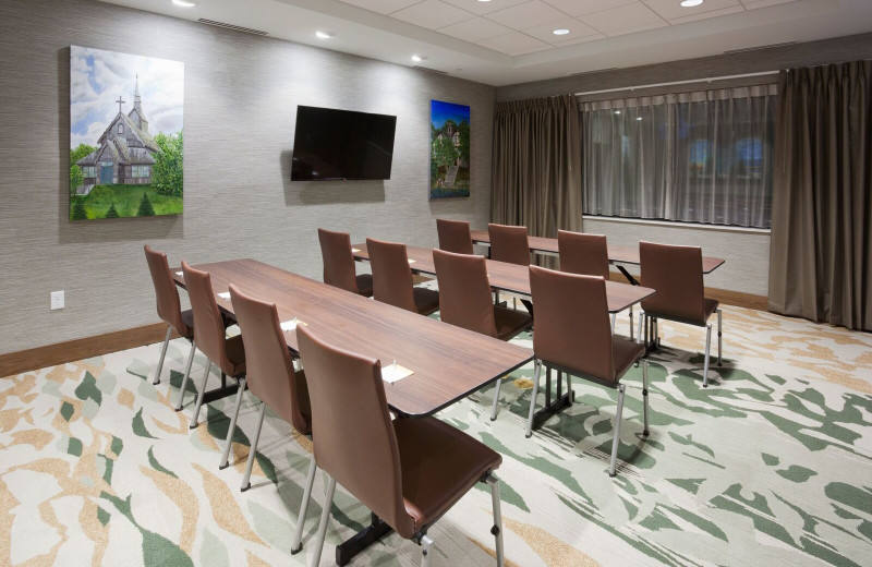 Meeting room at Spicer Green Lake Resort.