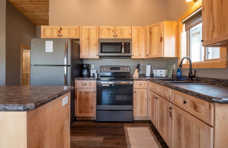 Cabin kitchen at Barky's Resort.