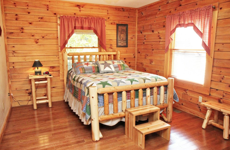 Cabin bedroom at Eagles Ridge Resort.