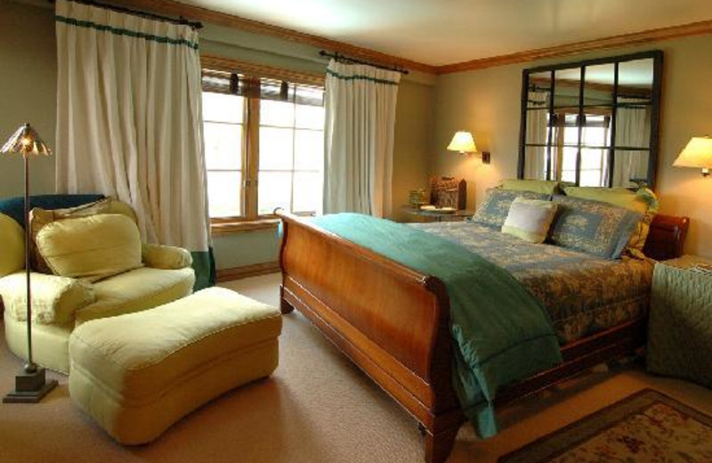 Guest bedroom at East West Resorts Beaver Creek.