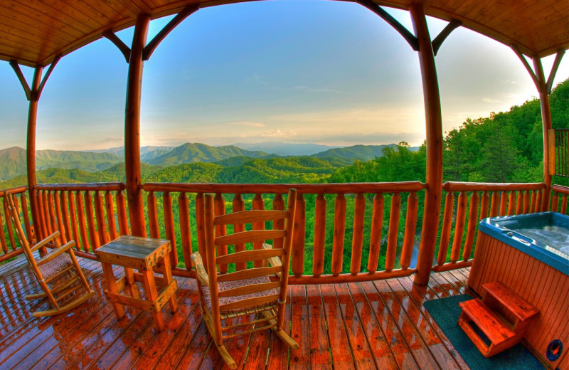 Cabin deck at Cabin Fever Vacations.