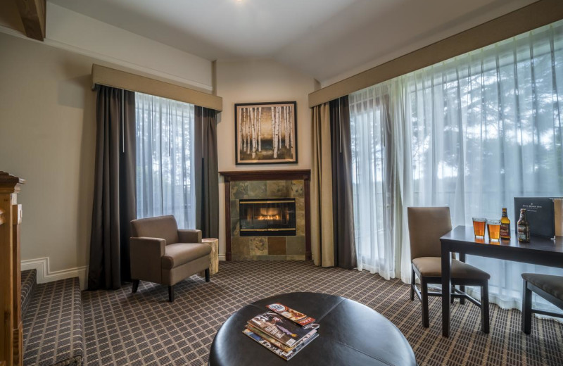 Guest room at Pine Ridge Inn.