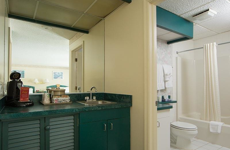 Guest bathroom at Villa Roma Resort and Conference Center.