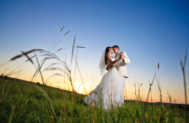 Weddings at Fernleigh Lodge.