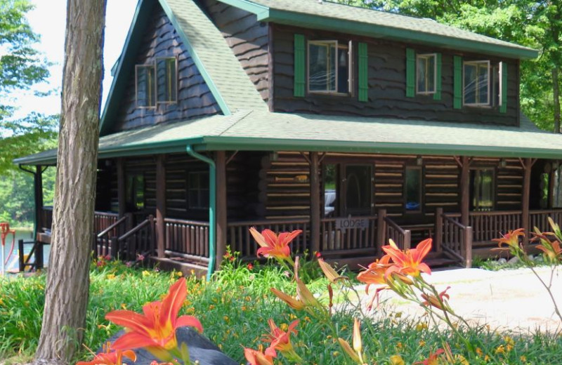 Exterior view of Sleeping Bear Resort.