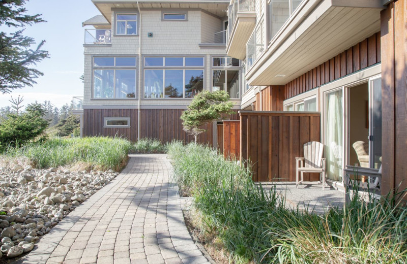 Exterior view of Long Beach Lodge Resort.