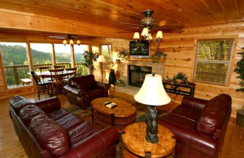 Living Room at Baskins Creek Cabin Rentals 