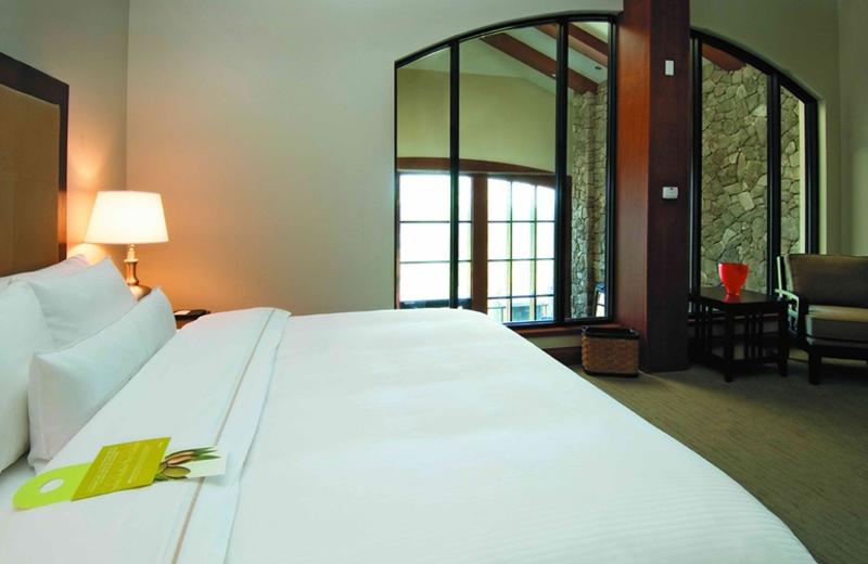 Guest room at The Westin Bear Mountain Golf Resort.