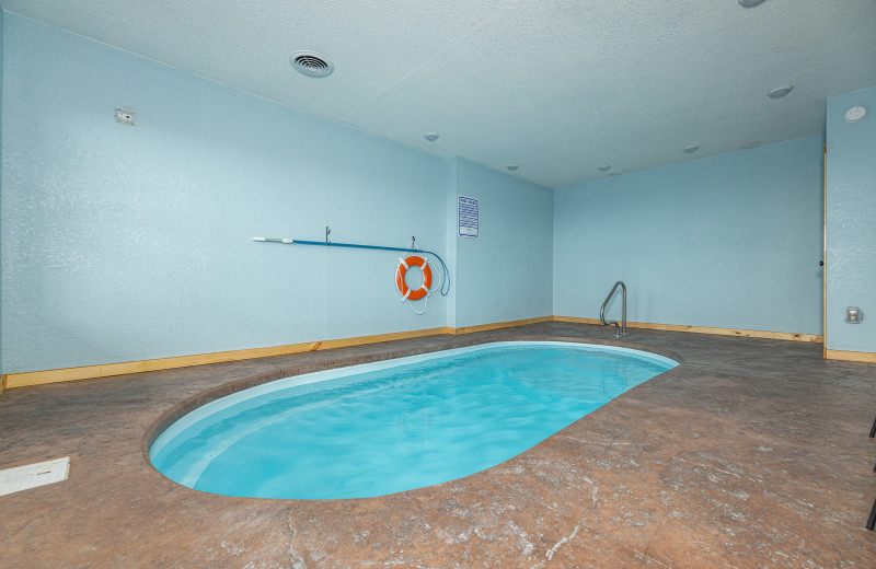 Indoor pool at American Patriot Getaways - 4 States View.