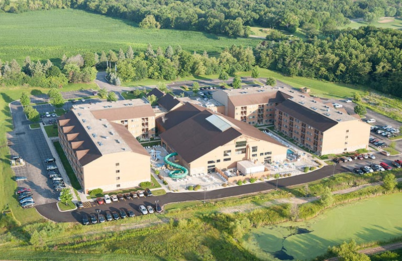 Exterior view of Timber Ridge Lodge & Waterpark.