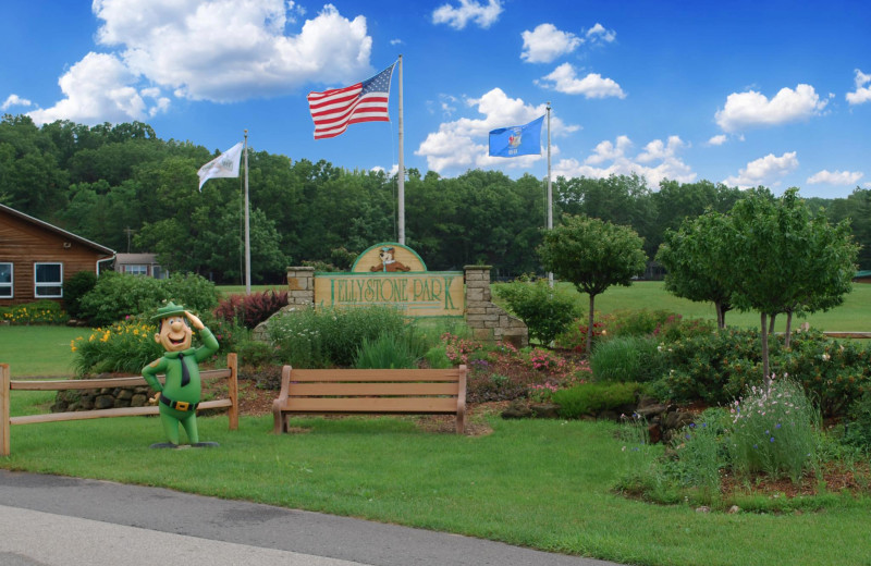 Exterior view at Yogi Bear's Jellystone Park Warrens.