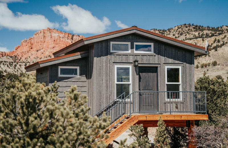 Exterior view of Stone Canyon Inn.