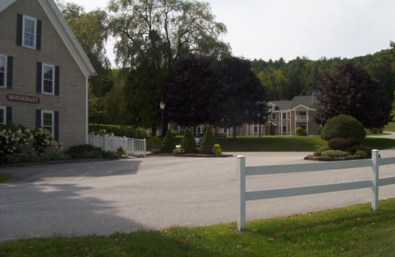 Exterior view of The Inn at Willow Pond.