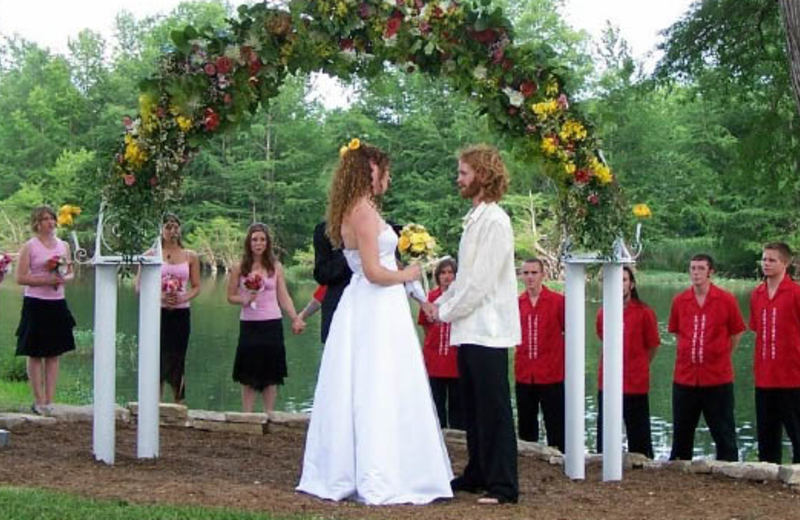 Outdoor Wedding Settings at Roddy Tree Ranch 