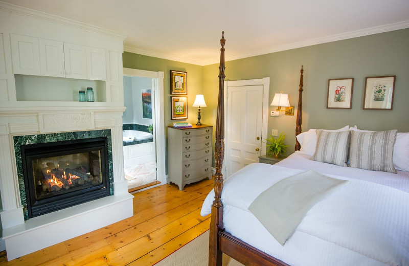 Guest room at Four Columns Inn.