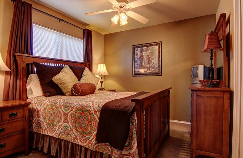 Rental bedroom at New Braunfels Escapes.