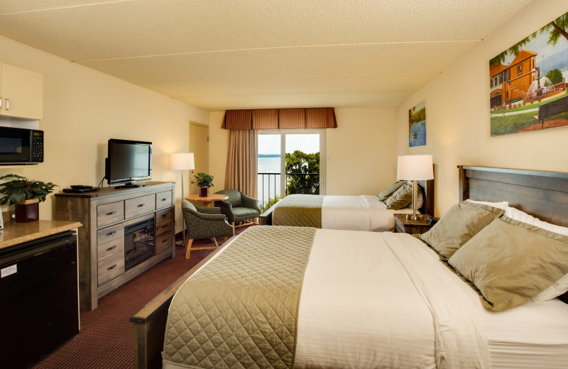 Guest room at Harbor Shores on Lake Geneva.