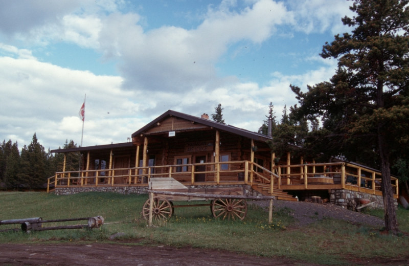 Exterior view of Chaunigan Lake Lodge.