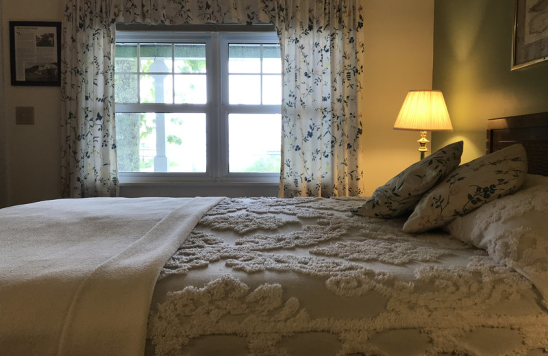 Guest room at Mount Battie Motel.