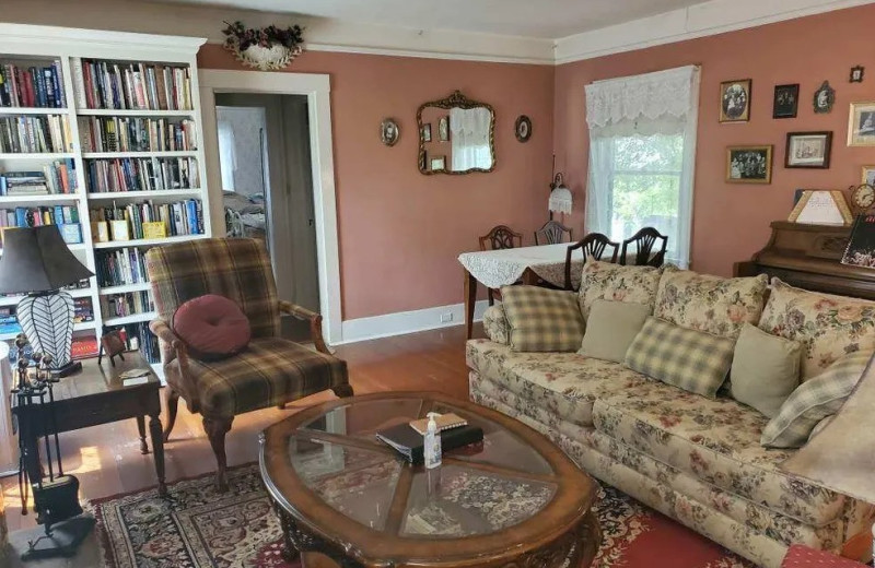 Parlor at Glen Morey Country House B