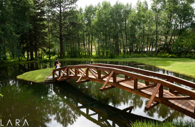 Weddings at Black Canyon Inn.