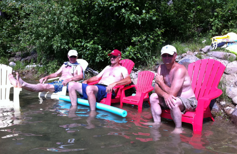 Groups at Buckhorn on Caribou Lake.