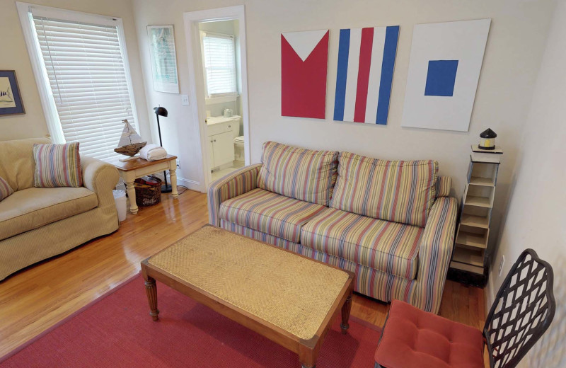 Living room at Brownell St 2908.