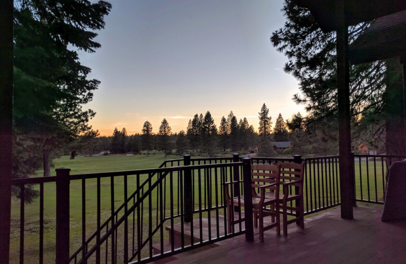 Exterior view of Bailey Creek Cottages.