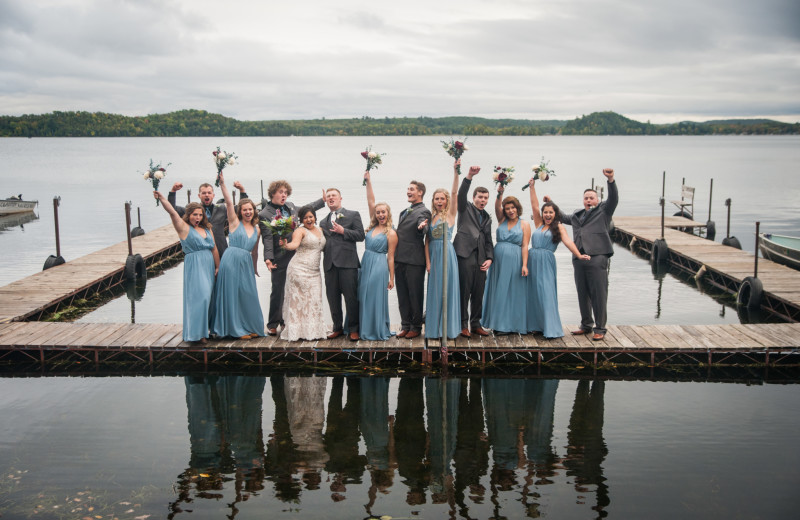 Weddings at Campfire Bay Resort.