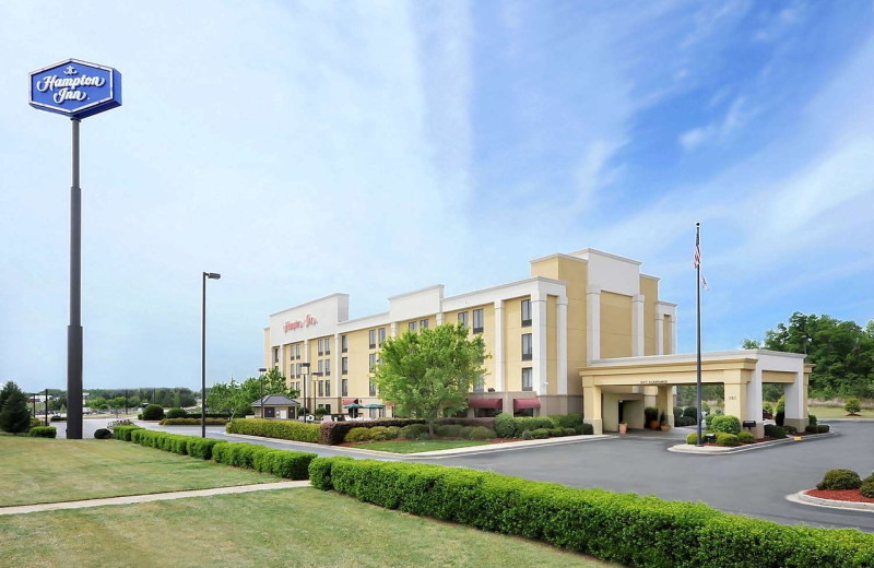 Exterior view of Hampton Inn Spartanburg-North I-85, SC.