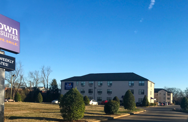 Exterior view of InTown Suites Extended Stay Murfreesboro TN - Old Fort Pkwy.