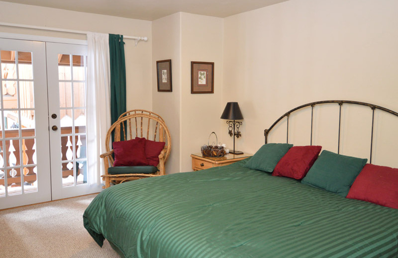 Rental bedroom at Frias Properties of Aspen - Alpenblick #13.