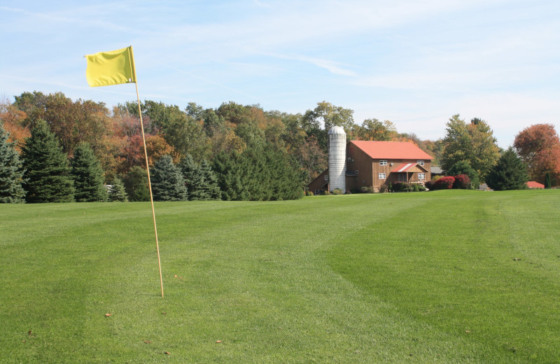 Exterior view of Spring Valley Golf and Lodge.