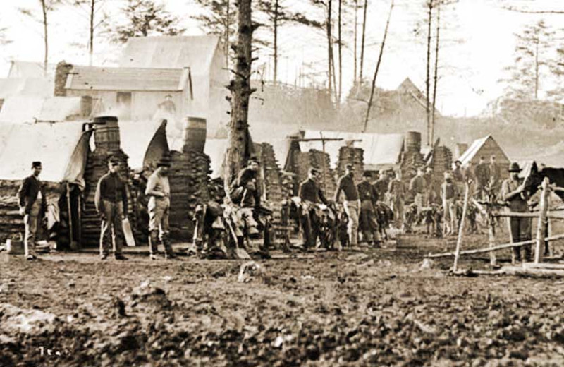 Photo of civil war soldiers at Battlefield Bed & Breakfast.