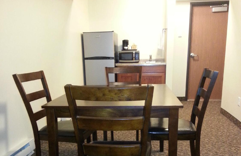 Guest kitchen at Battle Lake Inn and Suites.