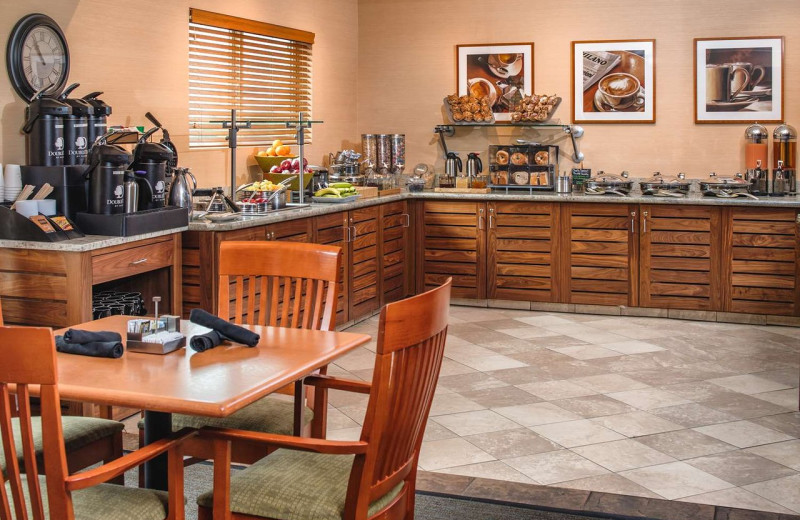 DoubleTree by Hilton Hotel Portland - Beaverton (Beaverton, OR