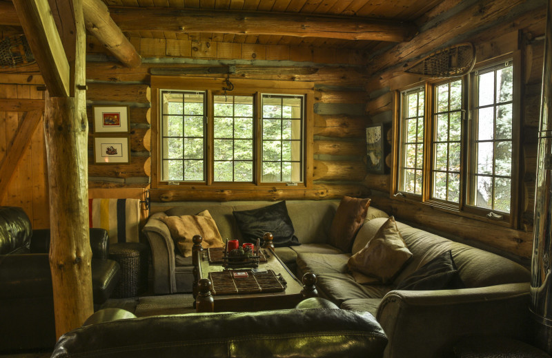 Cabin living room at Algonquin Log Cabin.