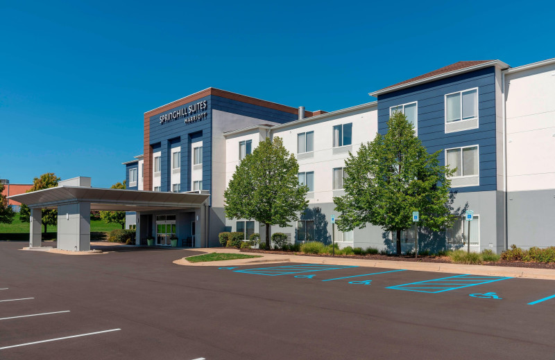 Exterior view of SpringHill Suites by Marriott Grand Rapids North.