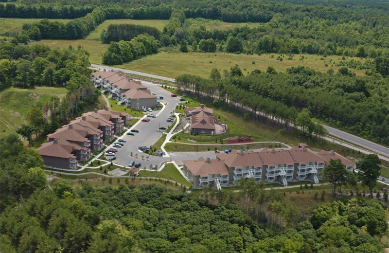 Aerial view of Carriage Ridge Resort at Horseshoe Valley.