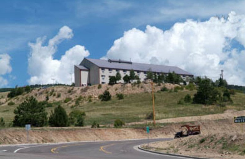 Exterior View of Gold King Mountain Inn 