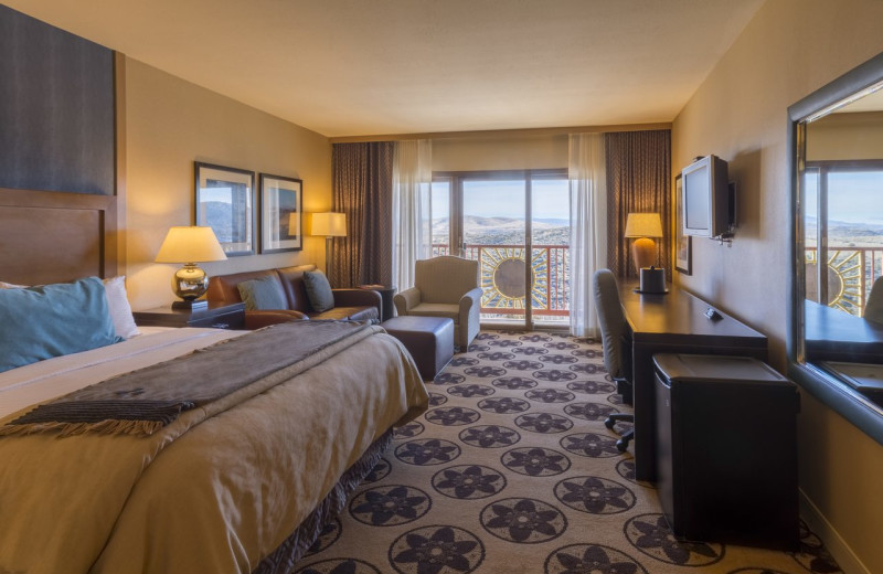 Guest room at Prescott Resort & Conference Center.