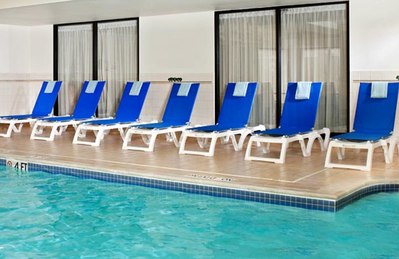 Indoor pool at Courtyard by Marriott Detroit/ Novi.