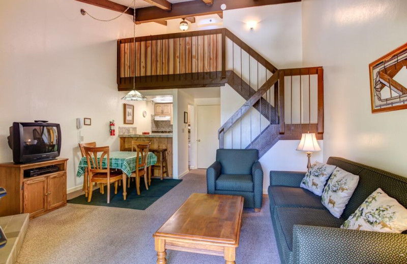 Rental living room at Yosemite West Lodging, Inc. 