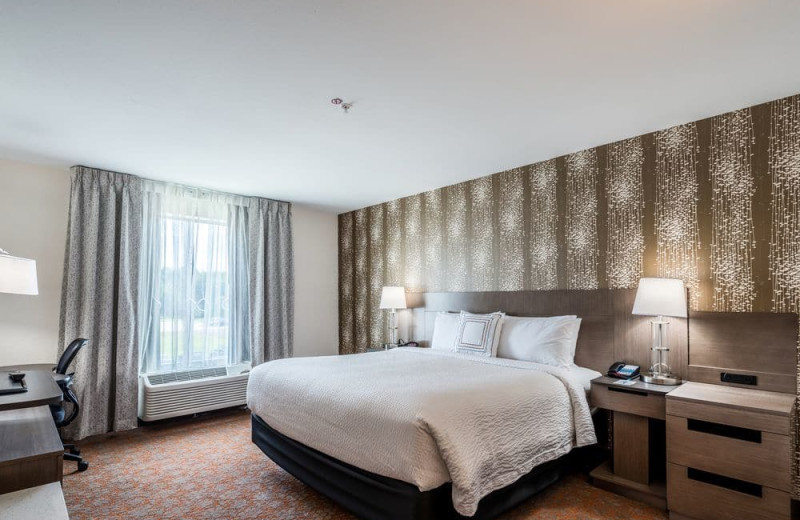 Guest room at Fairfield Inn & Suites - Stevensville.