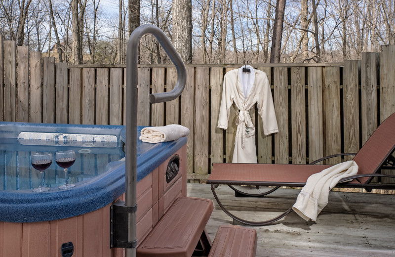 Private hot tub at Glenlaurel, A Scottish Inn & Cottages.