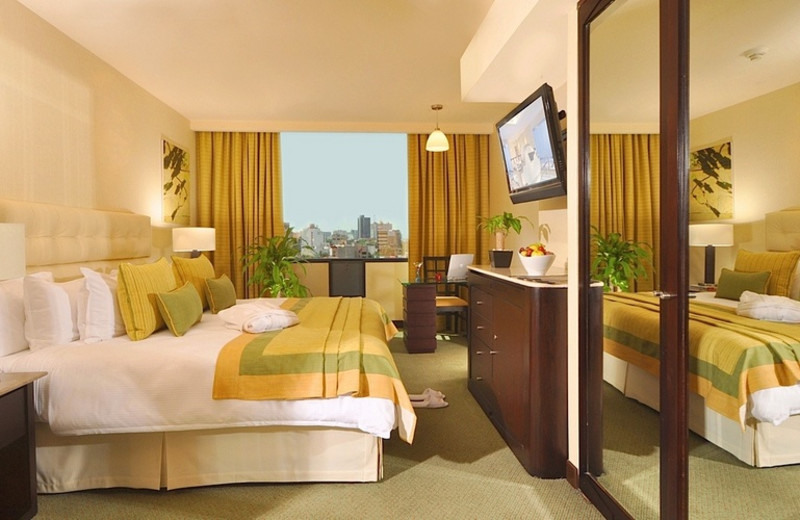 Guest room at Hotel Marquis Reforma.