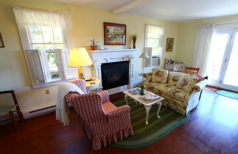 Cottage living area at Orchard Inn and Cottages.