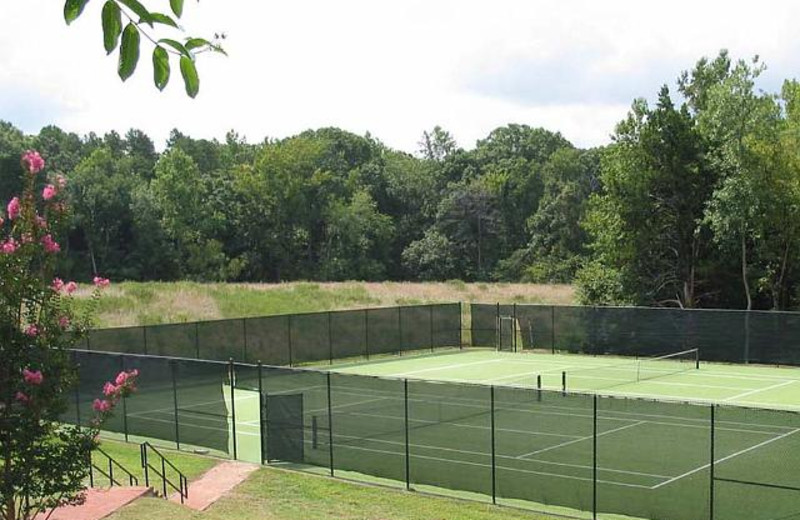 Tennis Courts at Berry Hill Resort