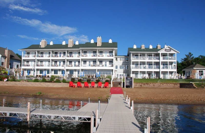 Exterior view of Quarterdeck Resort.