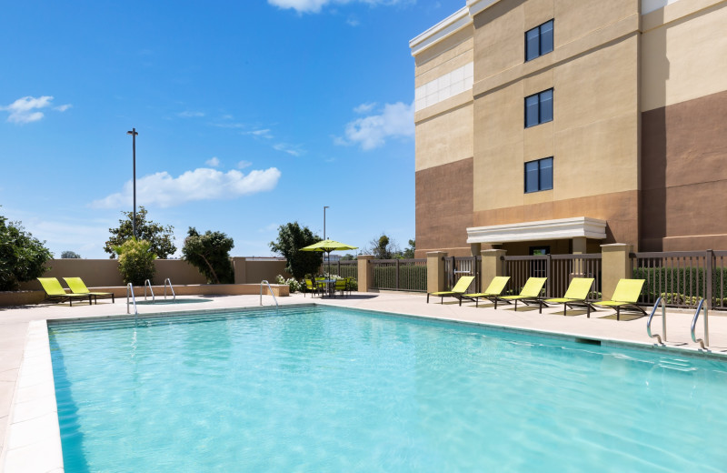 Outdoor pool at SpringHill Suites Fresno.